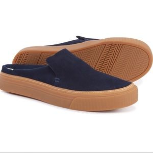 NWOT TOMS Sunrise Slip On